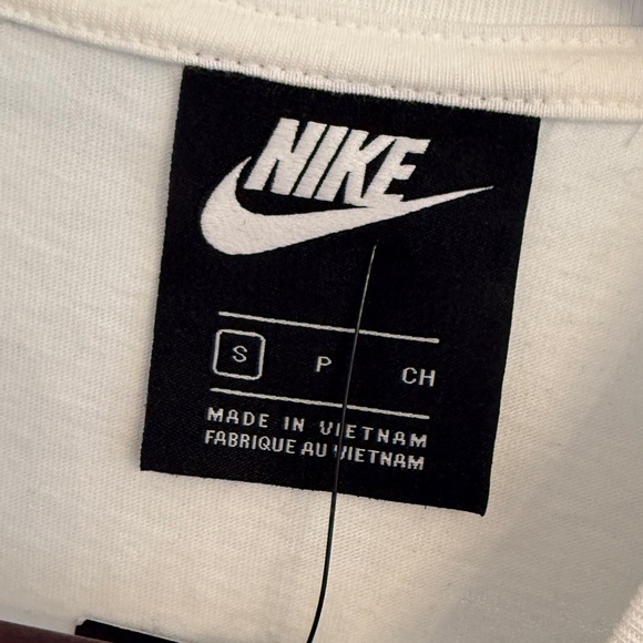 NIKE Women's White Short Sleeve Sportswear Essential T-Shirt Dress Size S NEW - Picture 3 of 7